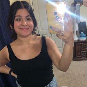 Meet your Posher, Lorena